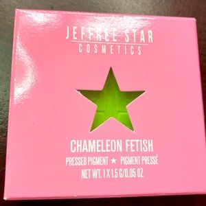 Jeffree Star Artistry Single Shadow “Chameleon Fetish”
